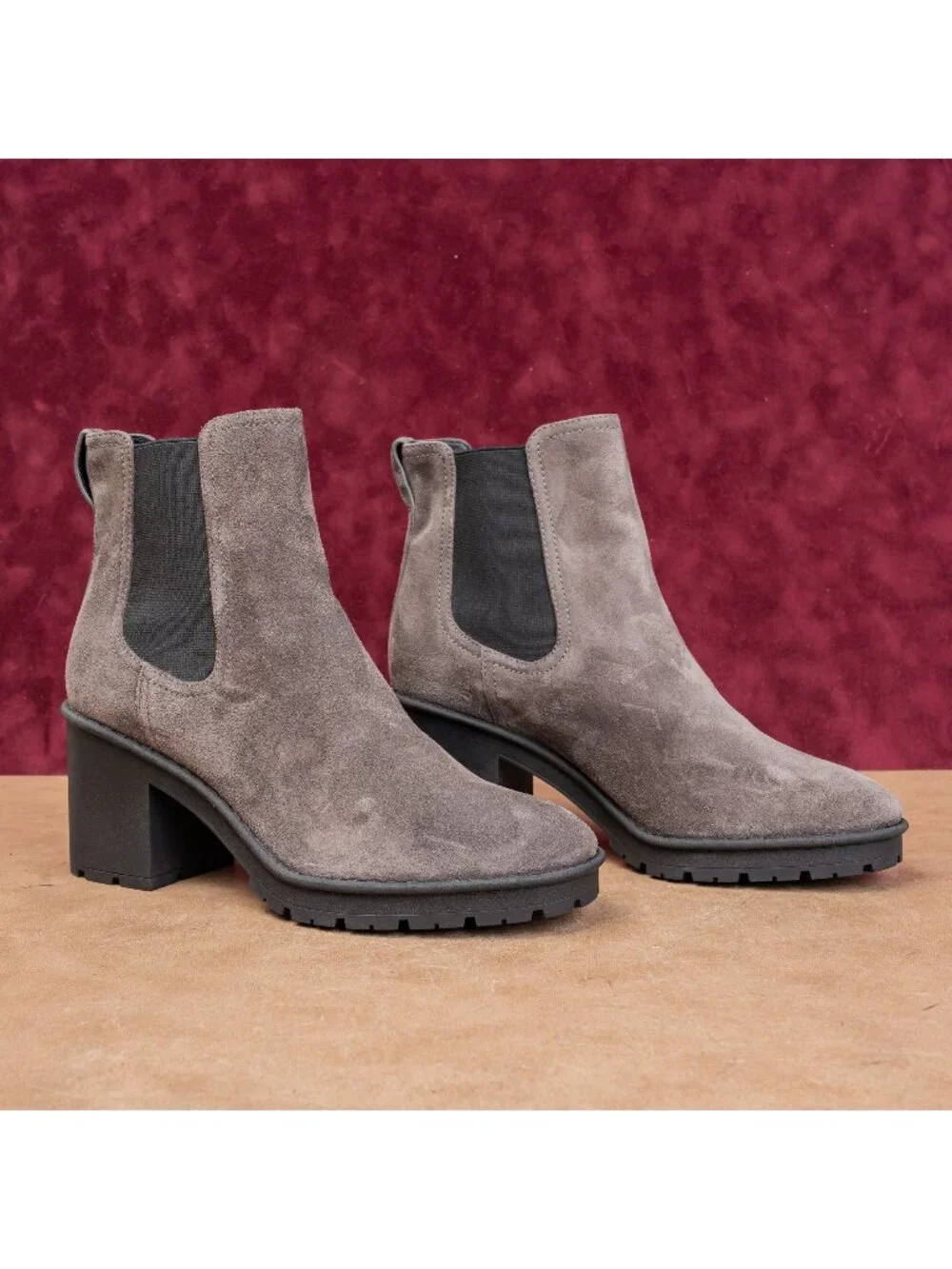 Vince Women Henderson Waterproof Chelsea Grey Suede Boots sz 10EUR40